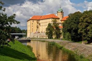 PODĚBRADOM, NÁŠMU PARTNERSKÉMU MESTU ĎAKUJEME ZA GRATULÁCIU