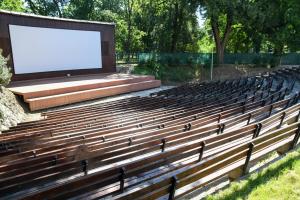 PRÍRODNÉ KINO ZAČÍNA PREMIETAŤ