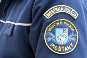 MESTSKÁ POLÍCIA MESTA PIEŠTANY SA VENUJE AJ PREVENCII KRIMINALITY