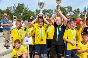 KRAJSKÝ FUTBALOVÝ TURNAJ O POHÁR ŽUPANA TTSK VYHRALI HRÁČI PFK PIEŠŤANY