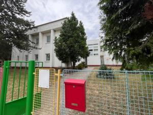 MATERSKÁ ŠKOLA 8. MÁJA PRECHÁDZA REKONŠTRUKCIOU