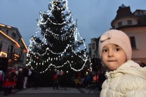 Rozsvietenie vianočného stromčeka v Kocuriciach 1