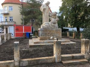 Reštaurovanie Pamätníka padlým v prvej svetovej vojne pred Kostolom sv. Štefana  1