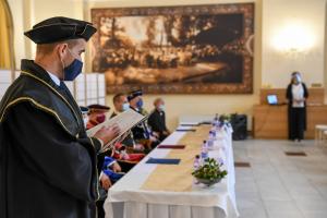 V PIEŠŤANOCH ODŠTARTOVALA UNIVERZITA TRETIEHO VEKU